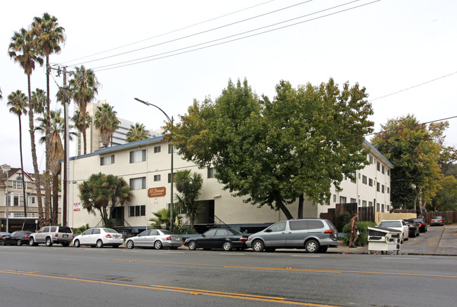 El Dorado Apartments in San Jose, CA - Foto de edificio - Building Photo