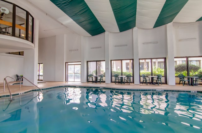 2500 N Ocean Blvd in Myrtle Beach, SC - Foto de edificio - Building Photo