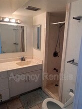 1702 Kewalo St in Honolulu, HI - Building Photo - Building Photo