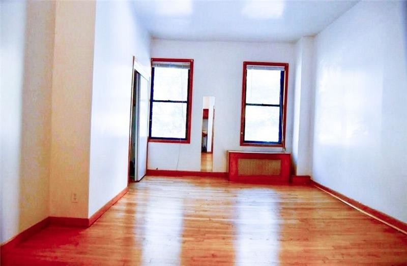 212 E 26th St-Unit -#B2 in New York, NY - Building Photo