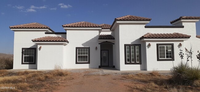 property at 5466 Buffalo Creek Dr