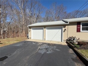 209 Hatchery Rd in North Kingstown, RI - Building Photo - Building Photo