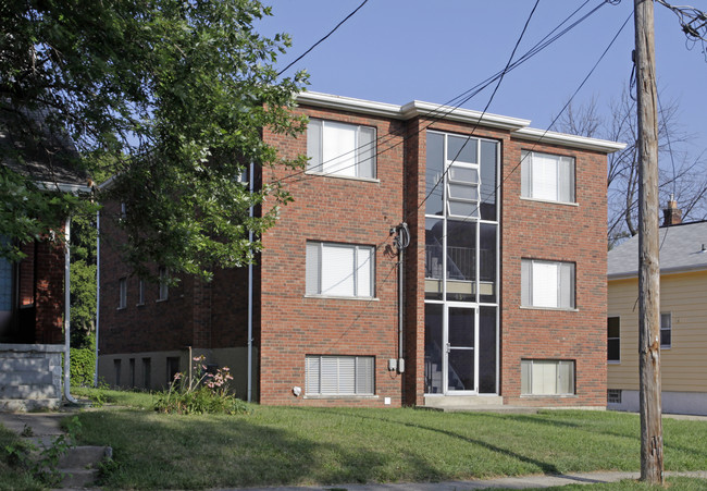 439 Jefferson Ave in Reading, OH - Foto de edificio - Building Photo