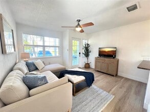 13304 2nd St E in Madeira Beach, FL - Building Photo - Building Photo