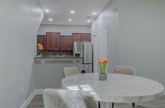14017 Sparkling Cove Ln in Windermere, FL - Building Photo - Building Photo