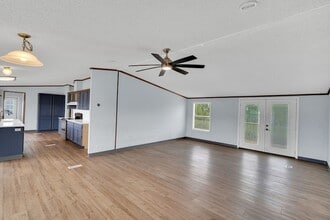 110 Private Rd in Hillsboro, TX - Building Photo - Building Photo