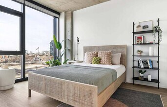 275 N Elizabeth St in Chicago, IL - Building Photo - Building Photo