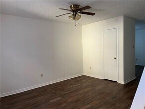 7830 Means Ave, Unit D in New Orleans, LA - Building Photo - Building Photo