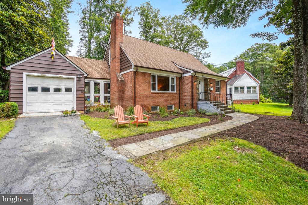 7003 Wells Pkwy in Hyattsville, MD - Building Photo