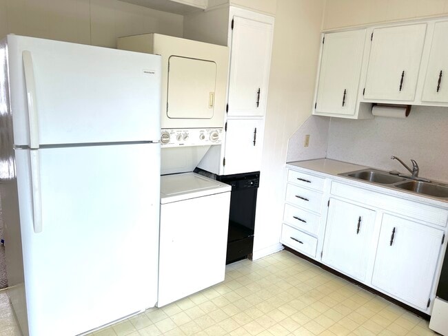 3812 Memorial Blvd in Kingsport, TN - Building Photo - Building Photo