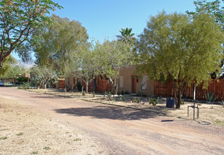 3625 E Bellevue St in Tucson, AZ - Building Photo - Building Photo