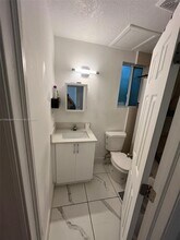 1652 Madison St in Hollywood, FL - Building Photo - Building Photo
