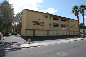 Sierra Park Apartments in Las Vegas, NV - Building Photo - Building Photo