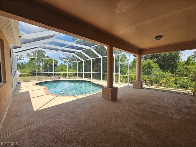 property at 809 Lincoln Ave