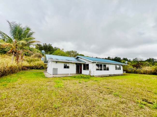 87-2772-2772 Mamalahoa Hwy in Captain Cook, HI - Building Photo - Building Photo