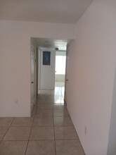 1830 Maravilla Ave, Unit 805 in Ft. Myers, FL - Building Photo - Building Photo