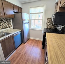 2000 37th St SE in Washington, DC - Foto de edificio - Building Photo