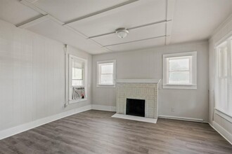 8402 Brockton St in Houston, TX - Building Photo - Building Photo