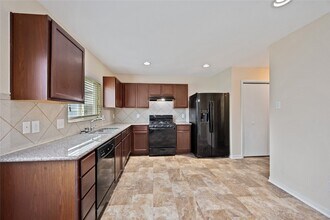 1026 Carolina Wren Cir in Houston, TX - Building Photo - Building Photo