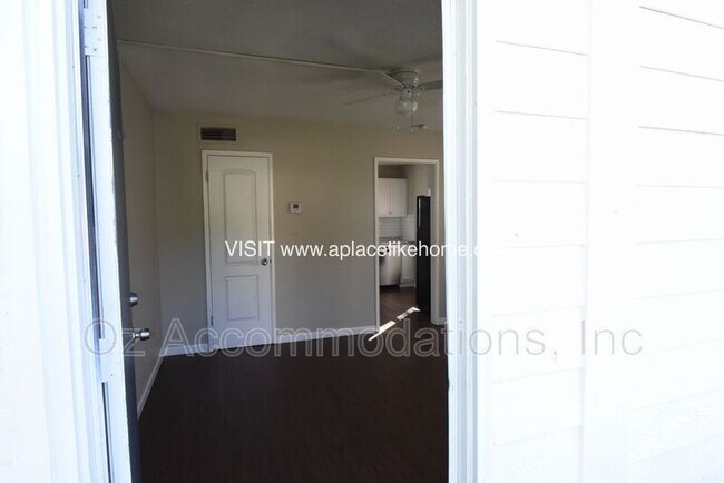 9533 Charlotte St in Kansas City, MO - Building Photo - Building Photo