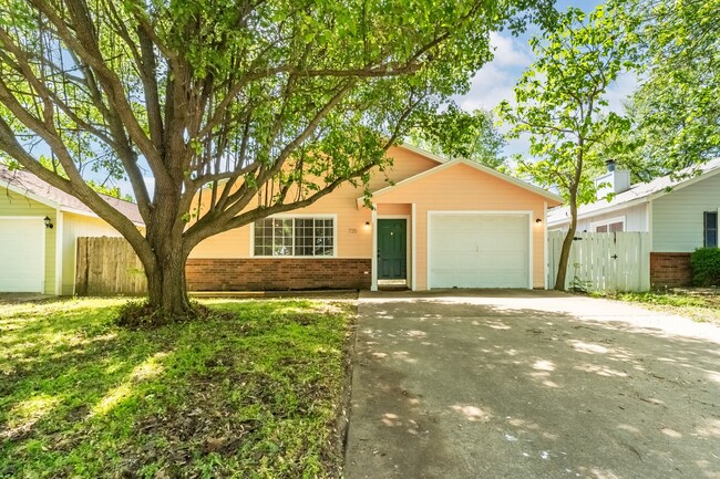 property at 725 W Van Gogh Pl