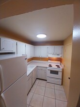 4043 NW 16th St, Unit Majestic Garden Condo in Lauderhill, FL - Building Photo - Building Photo