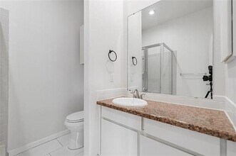 10438 High Hollows Dr in Dallas, TX - Building Photo - Building Photo