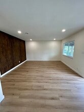 1201 Via Vista in San Lorenzo, CA - Building Photo - Building Photo