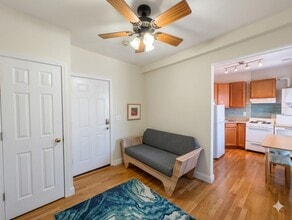 1056 Cambridge St, Unit 3F in Cambridge, MA - Building Photo - Building Photo