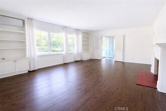 18 Woodland Ln in Arcadia, CA - Foto de edificio - Building Photo