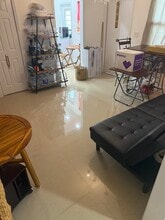 1380 NW 43 Terrace in Lauderhill, FL - Foto de edificio - Building Photo