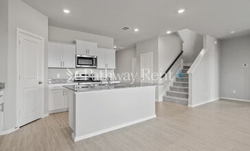 908 Birch Dr in Fort Worth, TX - Foto de edificio - Building Photo