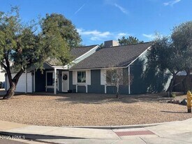 6501 E Grandview Dr in Scottsdale, AZ - Building Photo