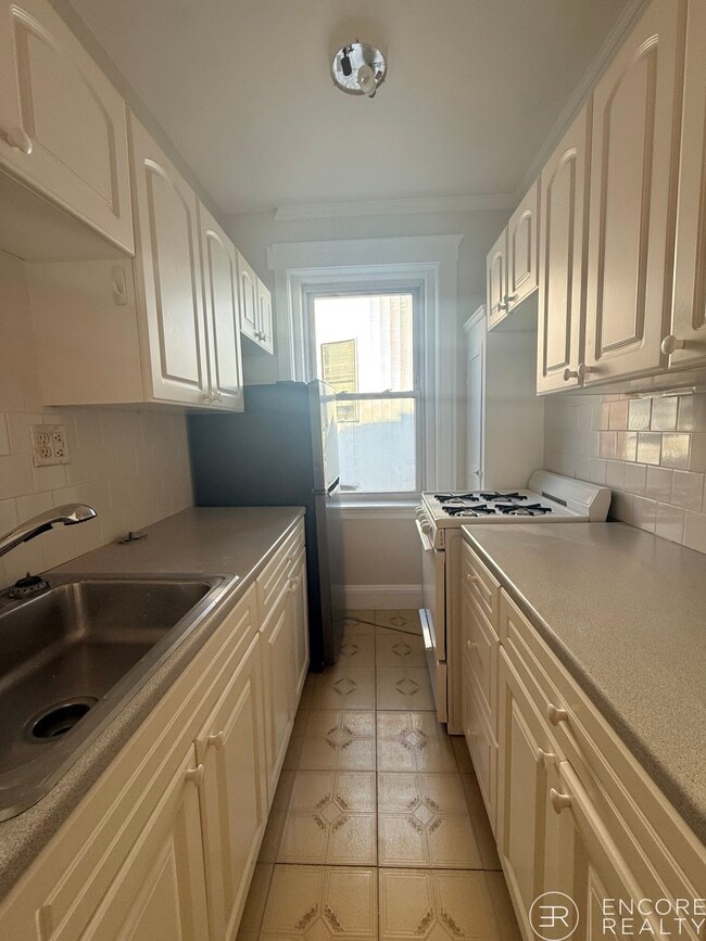 11 Gray St in Cambridge, MA - Building Photo - Building Photo