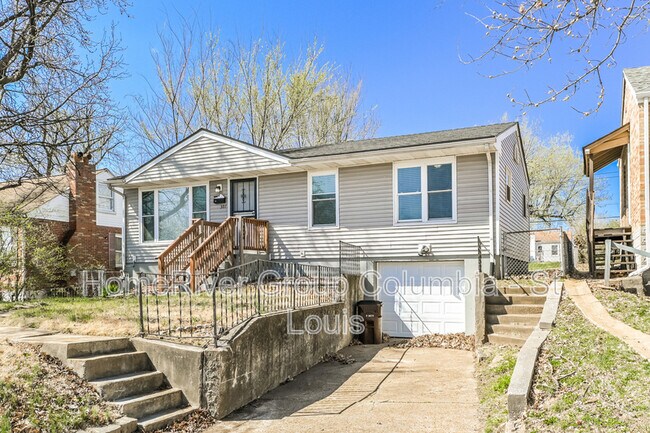 307 Coppinger Dr in Ferguson, MO - Foto de edificio - Building Photo