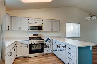 1281 NE Big Berry Loop in Oak Harbor, WA - Building Photo - Building Photo