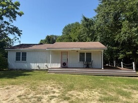 18466 Short St in Spiro, OK - Building Photo
