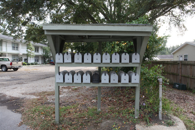 2306 Catalpa Ave in Pascagoula, MS - Building Photo - Building Photo