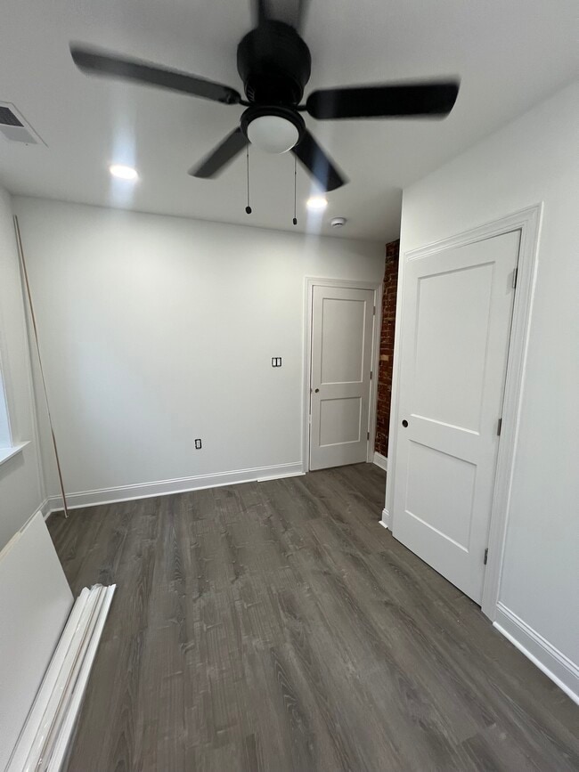 2514 N 17th St in Philadelphia, PA - Building Photo - Building Photo