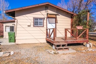 860 Gail Gardner Way in Prescott, AZ - Building Photo