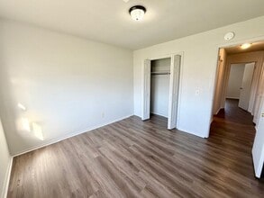 1007 W Hendrix St in Rogers, AR - Building Photo - Building Photo