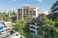 Pelican Reef Condominium in Miami, FL - Building Photo - Building Photo