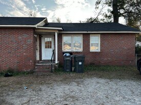 2237 Bungalow Rd in Augusta, GA - Building Photo