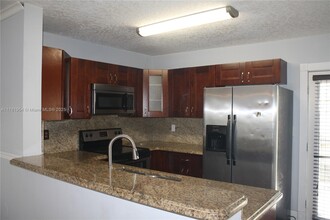 2908 Edgehill Ln in Hollywood, FL - Building Photo - Building Photo