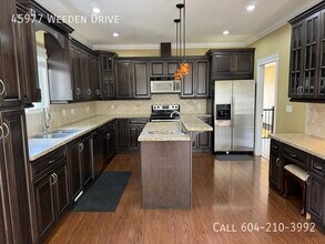 45977 Weeden Dr in Chilliwack, BC - Building Photo - Building Photo