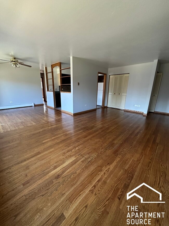 1639 Oakwood Ave in Des Plaines, IL - Foto de edificio - Building Photo