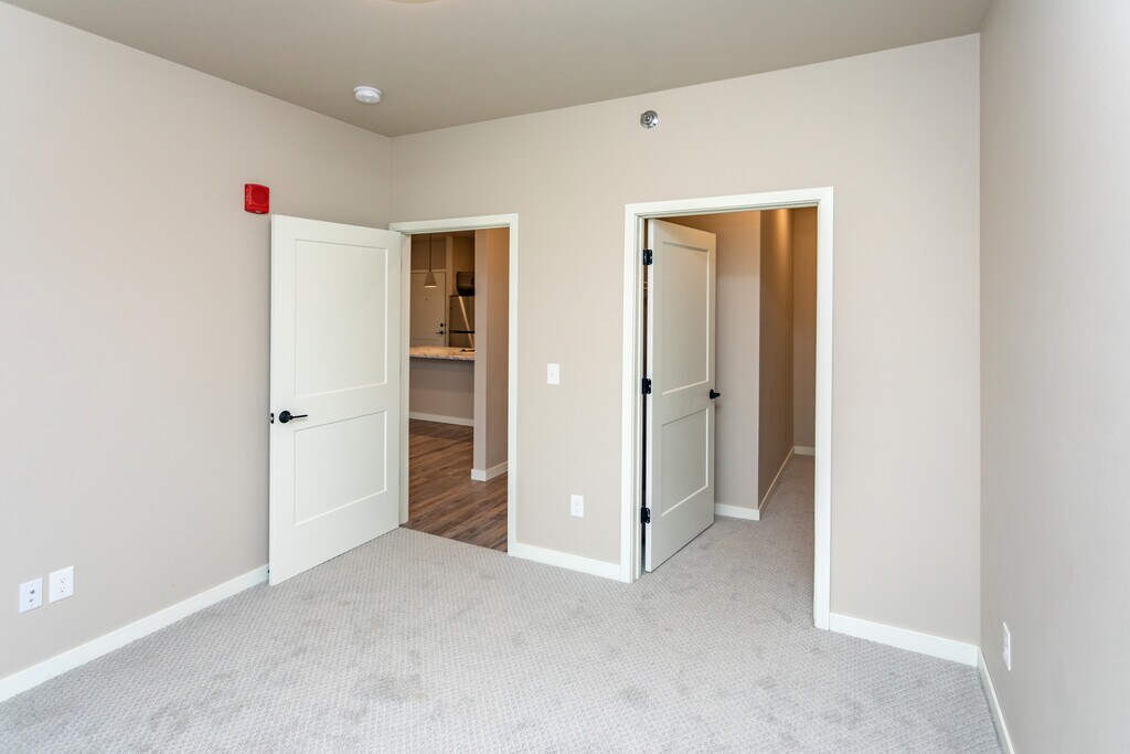 The Plains Apartments Watertown, SD Apartments