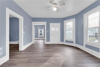 2206 Kenneth Ave in Cleveland, OH - Building Photo - Building Photo