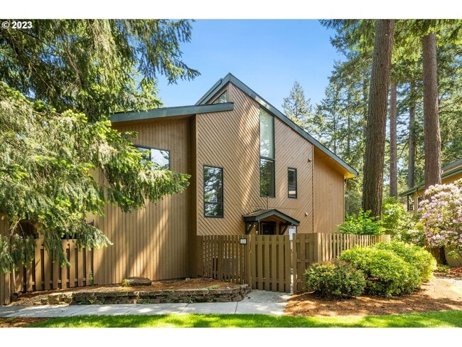 3234 SE 153rd Ave in Portland, OR - Building Photo - Building Photo