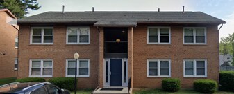 258 Mayfield Ave in Valparaiso, IN - Building Photo